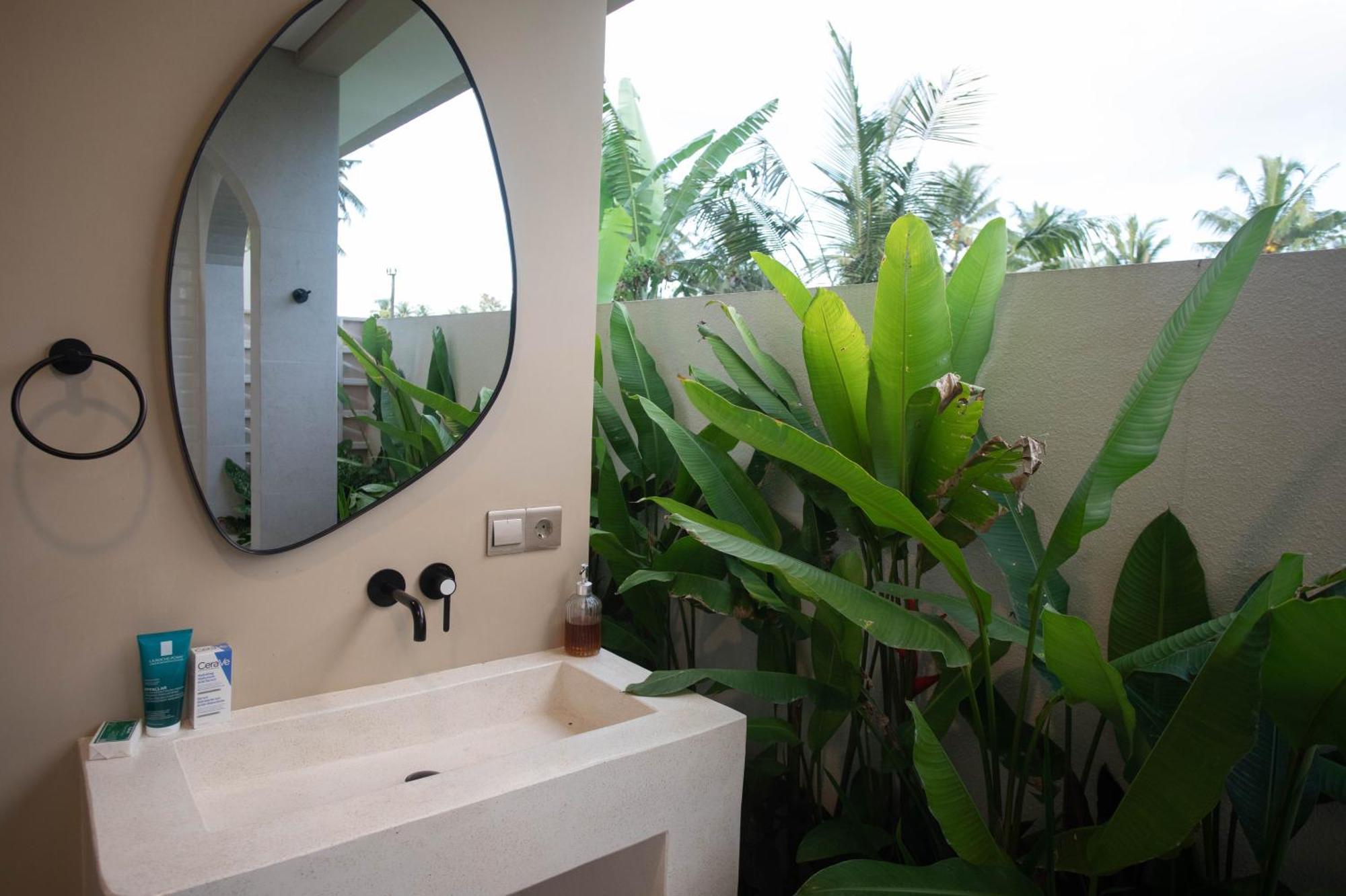 Adi Laxmi Villa Ubud Exterior foto